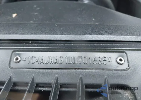 2013 Jeep Wrangler Sport z USA, uszkodzony, nr VIN 1C4AJWAG1DL701635